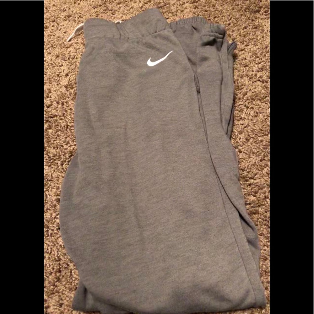 Nike sweats with pockets - size XS